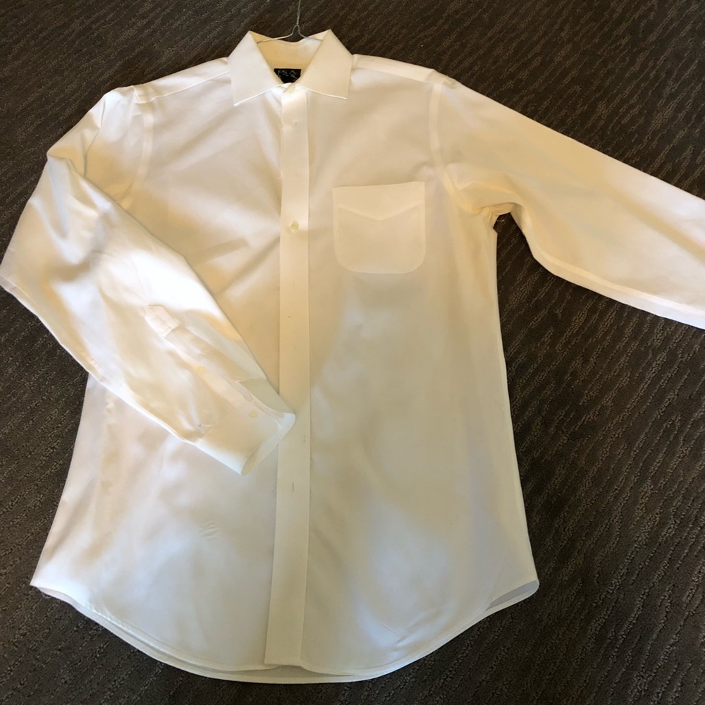 White/cream men’s dress shirt